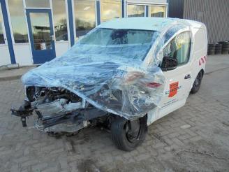 krockskadad bil machine Volkswagen Caddy Caddy Cargo V (SBA/SBH), Van, 2020 2.0 TDI BlueMotionTechnology 2022/1
